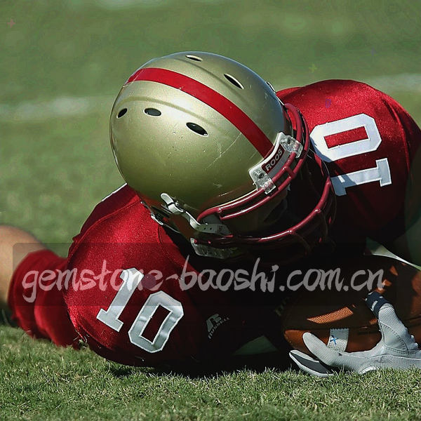 层叠卡片式切面纹理，浅色低对比